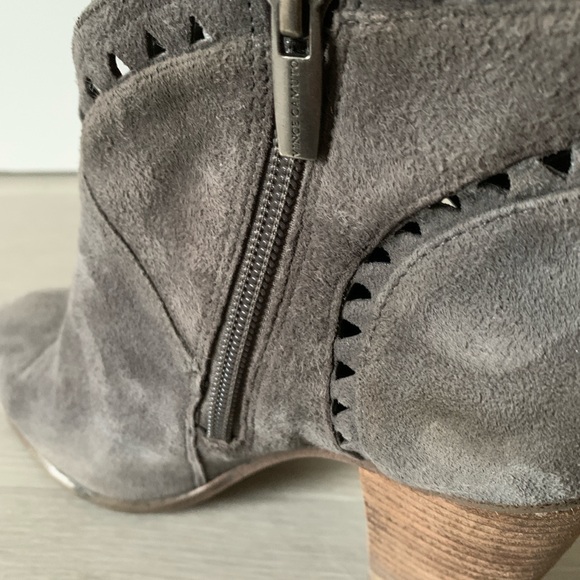 Vince Camuto Fritan Leather Ankle Booties Size 8.5 - Picture 5 of 6